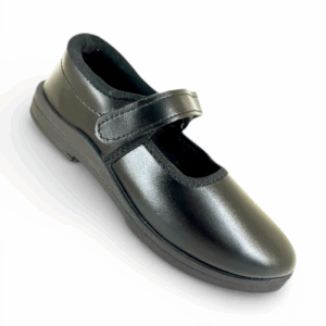 Girls welcro school shoes black